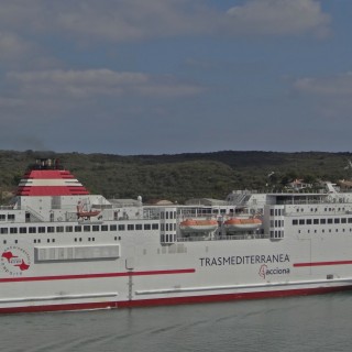 Trasmediterranea nave Fortuny