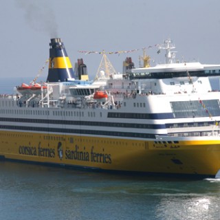 Sardinia ferries nave Mega Smeralda