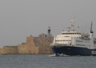 Red Star Ferries nave Red Star