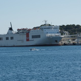 Trasmediterranea nave Scandola