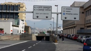 Ingresso al sottopasso del porto